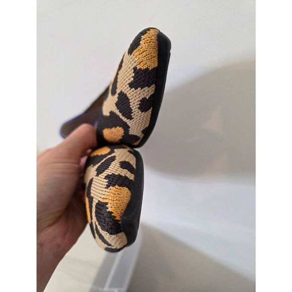 Rothy's The Point in Big Cat yoga comfortable flats animal print W9 - Picture 4 of 8